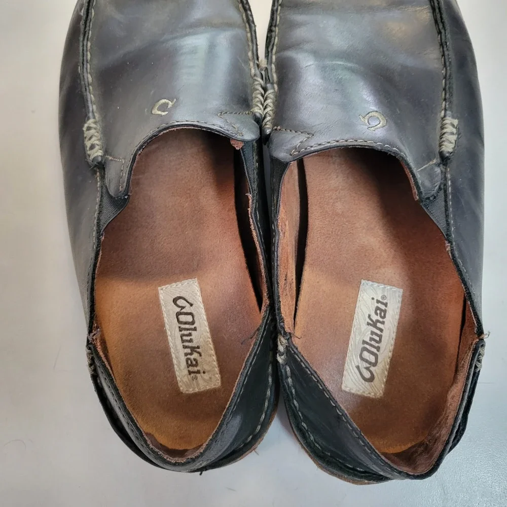 OluKai Moloa Mens Black Leather Slip On Loafers Drop In Heel 10128-4033 Size 9.5